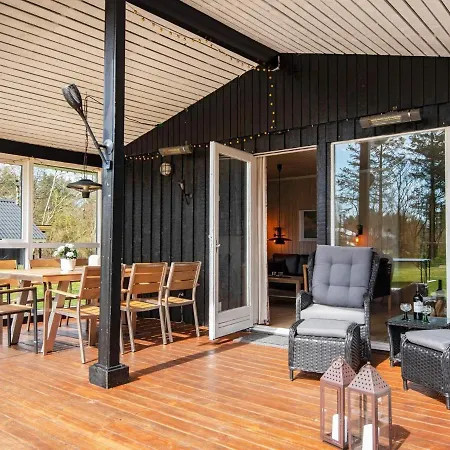 7 Person Holiday In Oksb L Casa de Férias Oksbøl